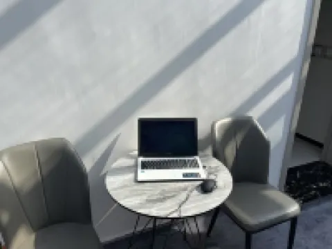 Zhufeng Evening Beauty Inn (Daxing International Airport Branch)