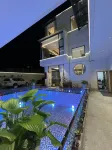 Yunhu Boutique Homestay - Pool