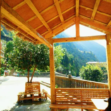 Longguxi Hotel Отели рядом с достопримечательностью «Laolongdong Scenic Area»