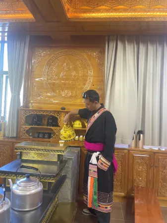 Liulaogen Holiday Hotel