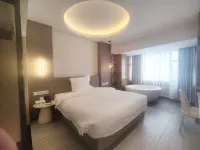 Kelly Hotel (Qinzhou Nianfeng Square)