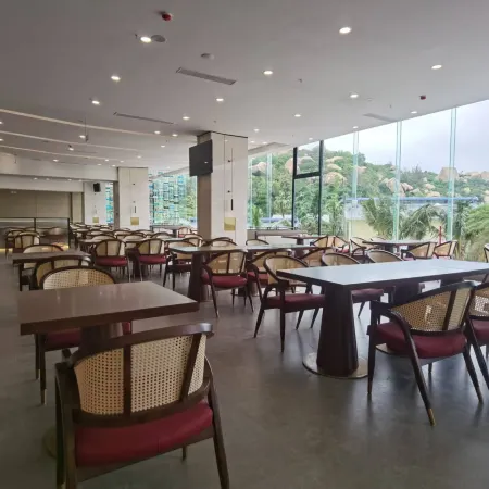 Naqin Peninsula Geological Ocean Park Seaview Hotel