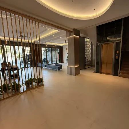 Dongxing Jinhaiwan Hotel (Golden Beach on Wanwei Island)