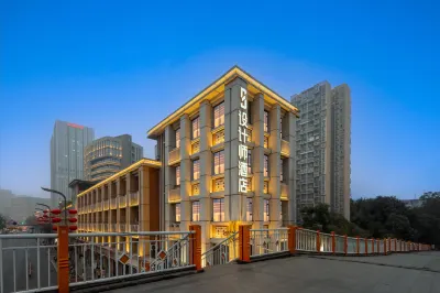 SFEEL DESIGN Hotel (Chengdu Renmin North Road Jinniu Wanda Plaza) โรงแรมในพื้นที่สถานีรถไฟสายเหนือ