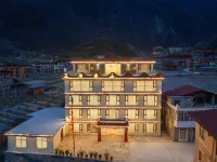 Sanyu sanshan View Guesthouse,Lixin فنادق في مديرية لي