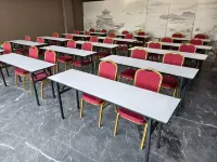 Banmu Grand Hotel (Qinghai Lake · Heimahe Branch) - parcheggio