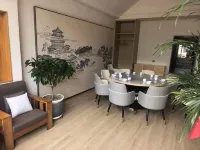 Kongtong Mountain Retreat · Luxury Hideaway - sarapan