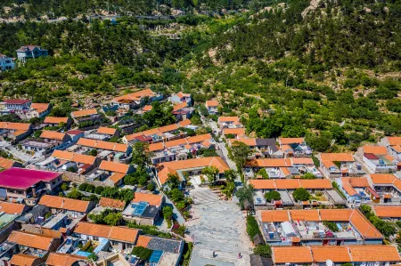 Qingdao Meilunxian Juzhu B&B (Lushan Scenic Area Branch) Отели рядом с достопримечательностью «Laoshan Taiqing Palace»