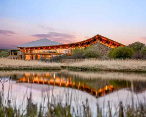 Zhenglan Banner Shangdu Lake Luxury Wilderness Hotel Hotels in Zhenglan Banner