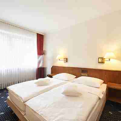 Hotel Munte am Stadtwald Rooms