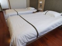 宝方酒店(北京首都机场店) - 经济双床房