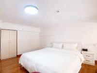 雪域公寓(广州花都融创万达店) - 现代简约风格复式大床房