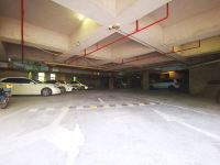 深圳凤凰智慧公寓酒店(深圳凤凰倚山别苑酒店) - 停车场