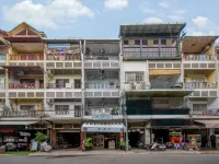 The Artist Residence Hotels near Wat Ounalom