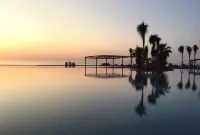 Amoy Bay Tourist Restort - Infinity Pools