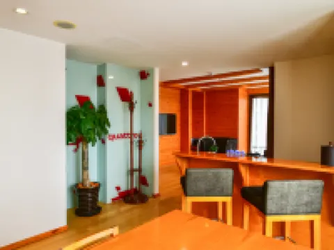 張家口雲頂大酒店 張家口酒店