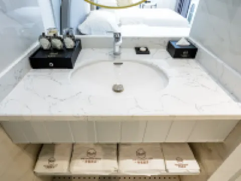 The shantel hotel Hotels in Mengzi