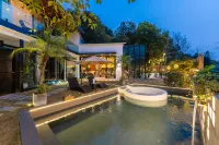Shining moon hotel Các khách sạn ở Trường Sa