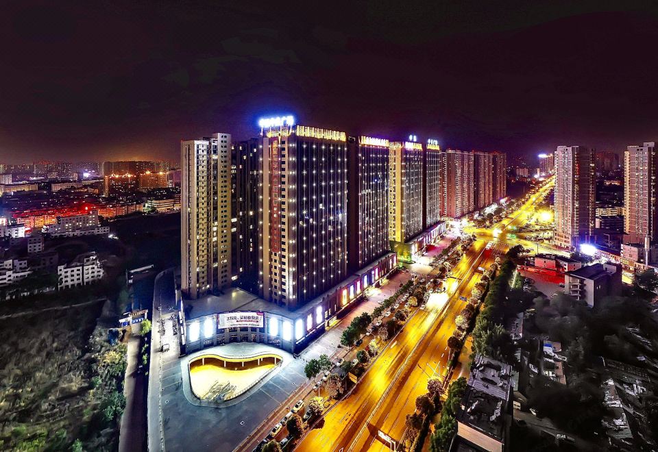 洛阳复美酒店（牡丹广场万达店）外景图