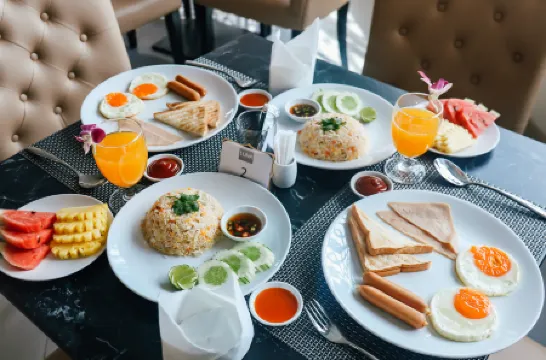 GLOW Pattaya Отели рядом с достопримечательностью «Роял Гарден Плаза»