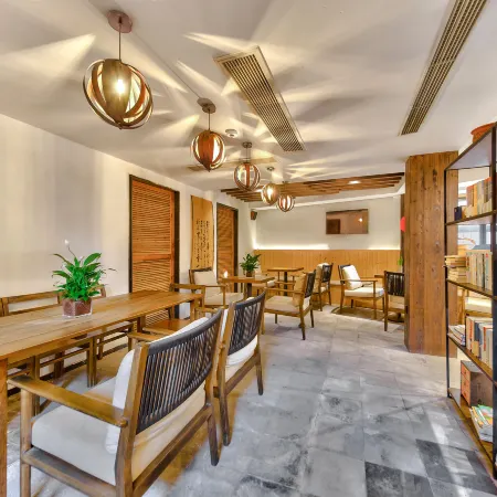 Yangjiatang Xiangsu Hotel
