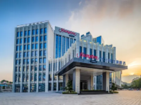 Hampton by Hilton Dongguan Central Square Hotels in Dongguan