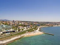 Hotel Cascais Miragem Health & Spa Hotels near Rainha Beach