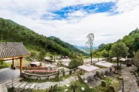 Fengyuan Homestay Hotels in Xiling Snow Mountain