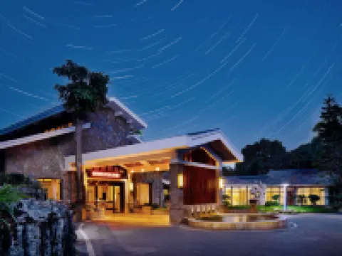 Huangguoshu Qishouju Hoteles en Zhenning