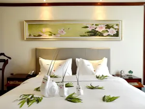 Sapphire Hotel