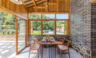 Floral Luxury Tea House (Nanjing Tulou)