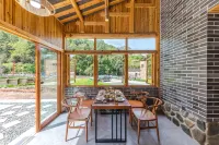 Floral Luxury Tea House (Nanjing Tulou)