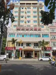 Lingao Hongyunlai Hotel - Parvekkeita
