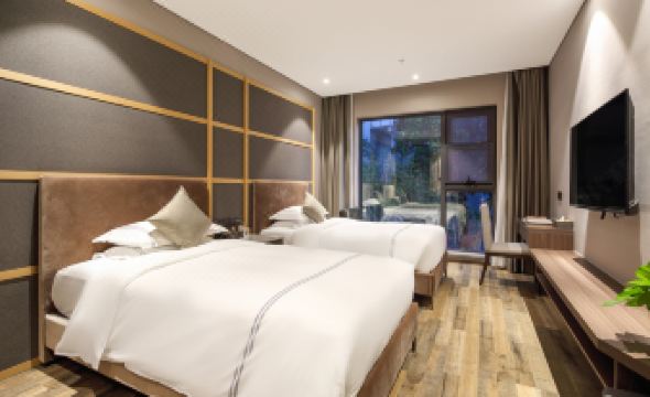 Suzhou Overseas Chinese Hotel