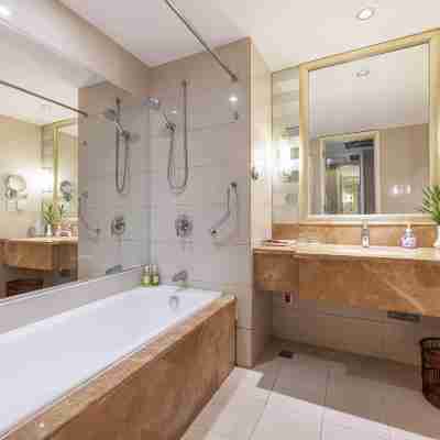 Juneyao International Hotel Rooms