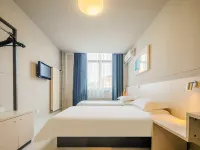 Jincheng Star Hotel (Yantai Fisherman's Wharf Scenic Area Second Seawater Bathing Beach Branch) Hotels near Yantai Haichang Whale Shark Ocean Park