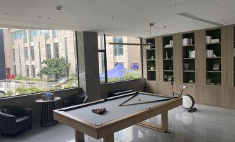 Yes Hotel