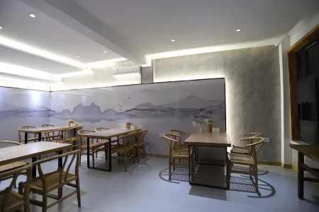 Hanshe · Nuanju Homestay (Chongdugou Scenic Area) Отели рядом с достопримечательностью «Bamboo Sea Wild Animal Park»