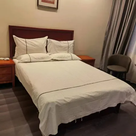 Wuxiang Greenrunpeng Express Hotel