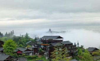 Sanjiang Yuanju Inn