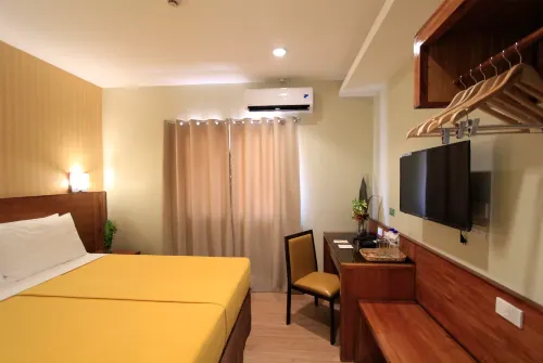 Coron Soleil Express Hotel