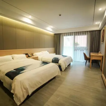 Yingshan Yiye Hotel