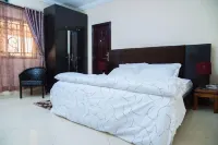 Towlab Hotel & Suites