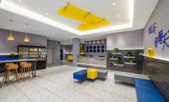 7 Days Hotel Changchun Security Airport bus station Vientiane city hotel - Housity