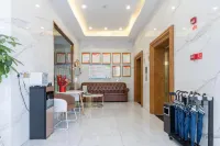 Yibin Four Leaf Hotel
