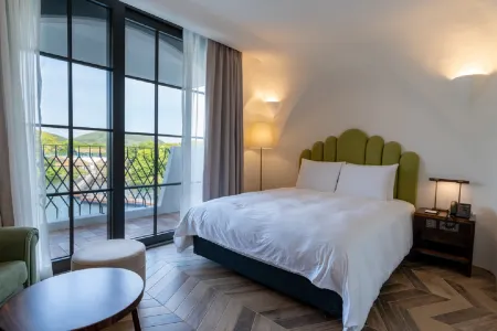 Ecoland Hotel Отели рядом с достопримечательностью «Jeju Jeolmul Natural Recreation Forest»