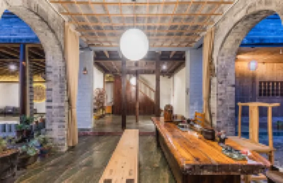 Floral Hotel · Tingquan Hotel (Nanjing Tulou)