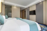 Blue Diamond Hotel (Guigang West Bus Station)