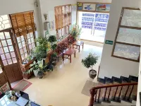Khách sạn Alex Hạ Long
