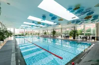 Pudong Shangri-La, Shanghai - Pool